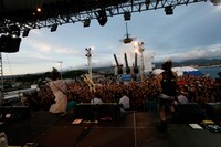 ステージ後方からのショット。