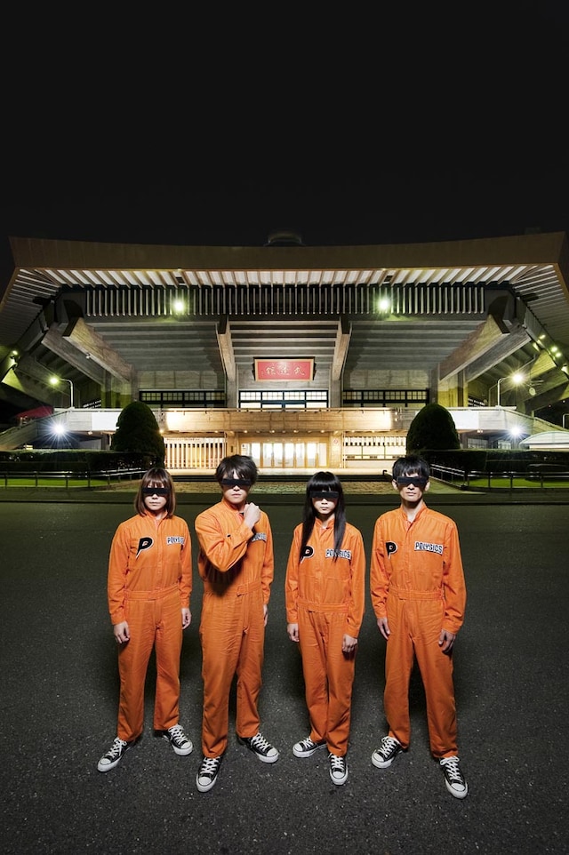 POLYSICSは帰国後の3月14日にはメジャーデビュー10周年を記念した日本武道館ワンマンライブを開催する。