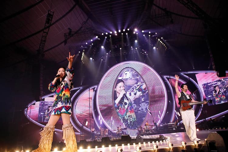 ドリ20周年記念ツアーの感動を巨大スクリーンで追体験 - 音楽ナタリー