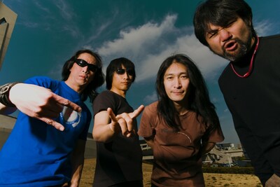 彼らが「OUTRAGE」というタイトルの作品を発表するのは、1987年のミニアルバム「OUTRAGE」以来二度目。ある意味で原点回帰とも言える新作が、シーンにどのような衝撃を与えるのか楽しみにしておこう。