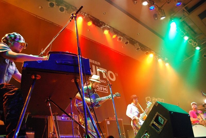 11月には初の主催対バンツアーを控えているSPECIAL OTHERS。10月は野外フェス「朝霧JAM - It's a beautiful day」に出演する。