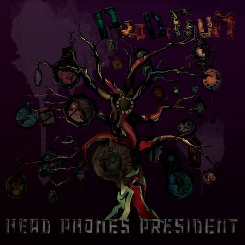 写真はミニアルバム「PRODIGIUM」ジャケット。現在YouTubeオフィシャルチャンネルでは、アルバム収録曲「Nowhere」のビデオクリップも公開されている。