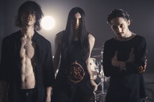 RIZE（写真）、Pay money To my Pain、te'、9mm Parabellum Bulletなど熱いパフォーマンスが持ち味のバンドがクリスマス真っ只中のお台場に集結。寒さも忘れるクリスマスとなりそうだ。