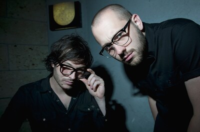 「SUMMER SONIC 08」や「FUJI ROCK FESTIVAL '09」にも出演し、クラブミュージックに留まらないロックなパフォーマンスで注目を集めるTHE SHOES。