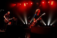 グルーヴィーな演奏で会場をとりこにしたTRICERATOPS。