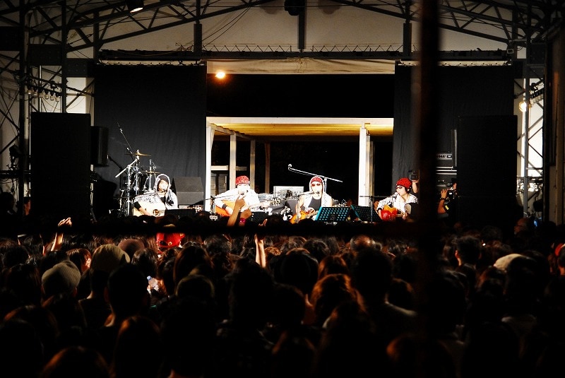 左からニュー旦那、きび旦那、イモ旦那、水旦那、4人あわせて倶知安乃風だ。果たしてこのバンドを再び観られる日はあるのだろうか。