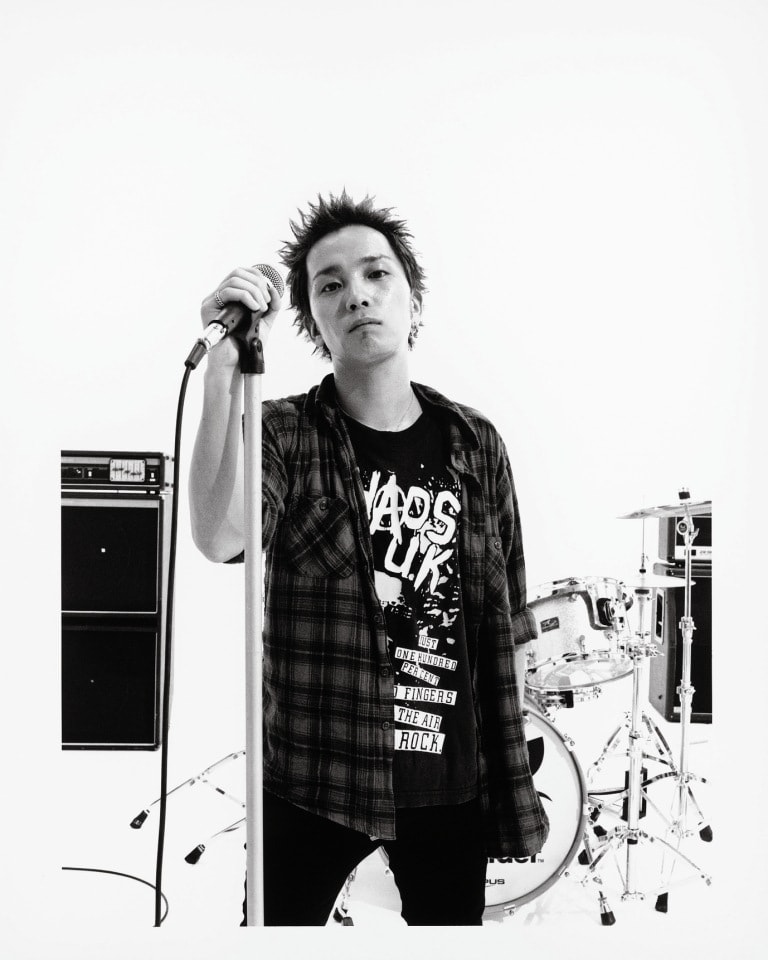 現在オフィシャルサイトでは「リフレイン～青春馬鹿野郎～」ビデオクリップのフル視聴を実施中。