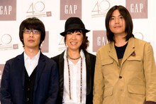 超大物ゲストを前に緊張気味の岸田は何度もトークに行き詰まり、「司会者泣かせねー！ そこがくるりのいいところだけど（笑）」とユーミンを笑わせた。