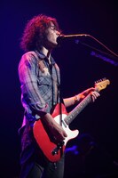 ボリューム満点のセットリストに対し、斉藤はMCで「なかなか体力がいりますね。半年後には曲数が半分になってるかもしれません。今日来た人はお得ですよ」と言ってファンを笑わせた。