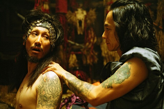 闇の世界を司る大王（渋川清彦）が患う病を治すために招かれた天才按摩師オグリ（中村達也）。しかし健康な身体を持ち、忠誠を誓わないオグリに異常なまでに嫉妬し、腹をたてた大王は彼をあの世へ葬る。