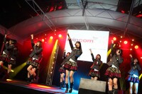 AKB48のメンバーは10月3日から現地入り。イベント参加のほかにも、NHKや共同通信の密着取材、写真集の撮影などが行われた。