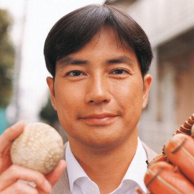 シングル「ヒーロー/明日へ」初回生産限定盤Aジャケット