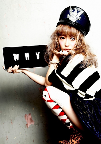 「WHY」は彼女にとって初の日本武道館ライブ当日にリリースされるシングル。