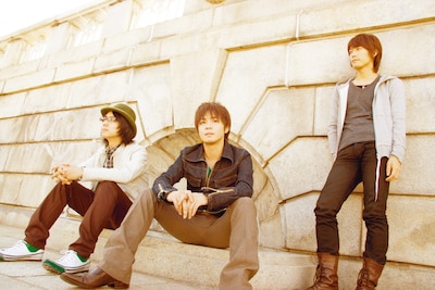 11月11日にリリースしたメジャー1stアルバム「僕旅」が好評を博しているChicago Poodle。アルバム特設ページでは、楽曲試聴などさまざまな企画を展開中。