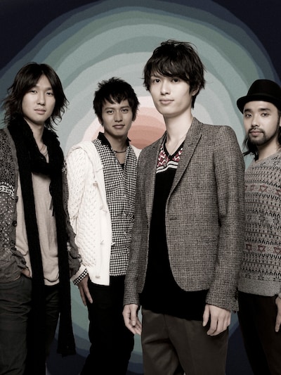 NICO Touches the Wallsは2010年3月12日に日本武道館ワンマンライブを開催する。