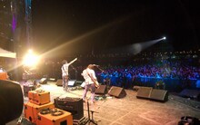 レコーディングの合間を縫って各地のライブイベントに出演するサカナクション。今週末の10月18日には新潟で行われる「Jin Rock Festival in KAMO 2009」に出演する。