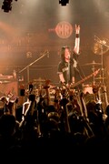 SEX MACHINEGUNS、明日のライブでTHE 冠とセッション