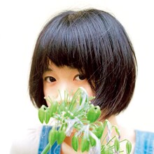 銀杏BOYZ「ボーイズ・オン・ザ・ラン」のジャケット写真。CDには特製ステッカーも封入される。