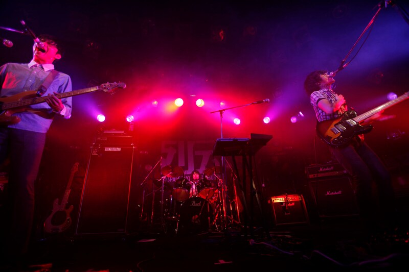 昨日12月2日、Getting Better移籍第1弾作品となるミニアルバム「jupiter jupiter」をリリースしたばかりのavengers in sci-fi。