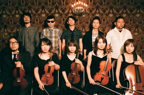 昨日2月19日のツアーファイナルの模様は、後日ナタリーにてライブレポートを掲載予定。