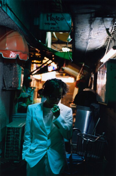 先日Bunkamuraオーチャードホールで行われた菊地成孔（写真）とペペ・トルメント・アスカラールのコンサートにもオペラ歌手の林正子は参加。クラブミュージックとクラシックを融合することに成功させていた。