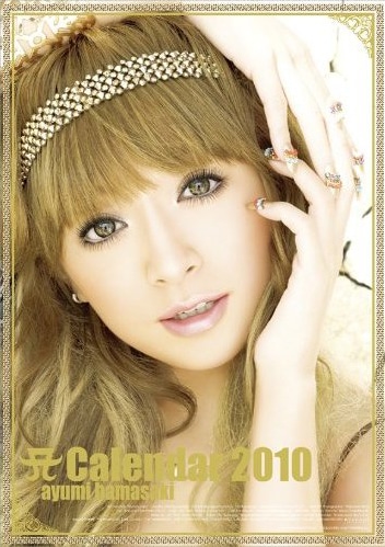 11月11日には「浜崎あゆみ 2010年 カレンダー」（写真）が発売。