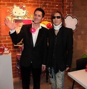YOSHIKIとデザイナー／スタイリストのGK Reid。