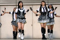 今週末10月30日（金）放送の「ネ申テレビ シーズン3」では、「アニマル握手会」後編をオンエア。小野は「念願のアルパカに会えたんですけど、あの……アルパカが……アルパカが……アルパカじゃなかった」と意味深な発言を寄せており、その内容が気になるところだ。