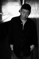 現時点で発表されている教諭陣の中で最高齢の泉谷しげる。厳しくも愛情あふれる授業に期待しよう。