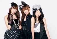 ノースリーブスは、10月からニッポン放送にてラジオ番組「ノースリーブスの週刊ノースリー部」をスタート。これは3人にとって初の冠レギュラー番組となる。