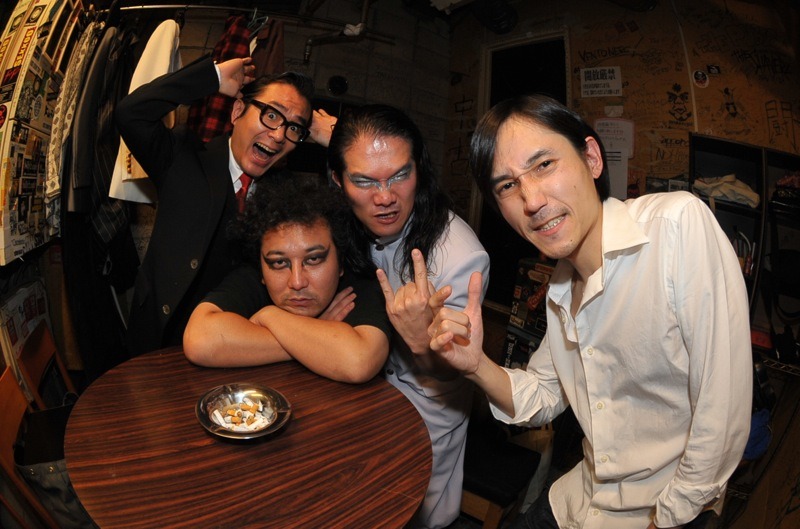 ミドリカワとロマンポルシェ。は、楽屋ではプロレストークで盛り上がったとのこと。