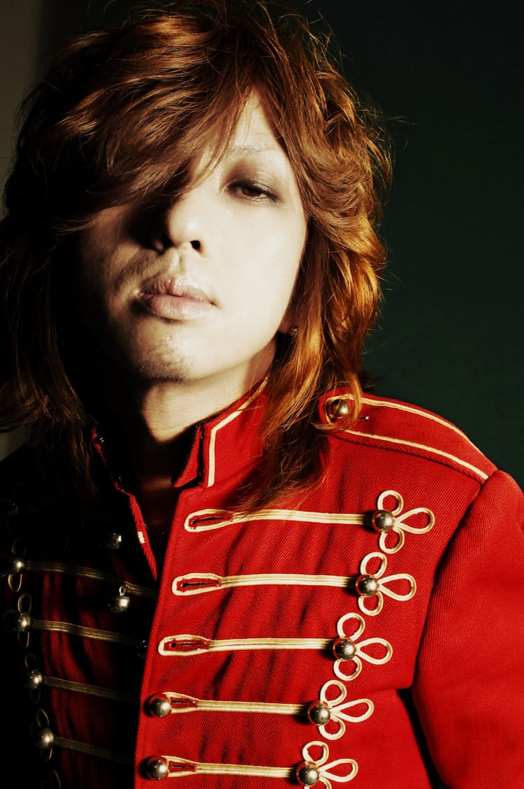 清春、激動の2009年をしめくくる年末ツアー3都市で開催 - 音楽ナタリー 