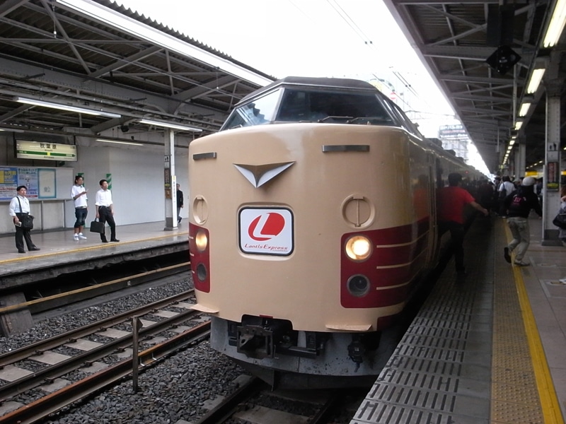 秋葉原と富士急ハイランドを結んだ2日限定の特別急行「ランティスEXPRESS」。