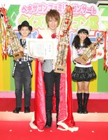 「ヘキサゴンオーディション2009決勝大会」の受賞者3名。