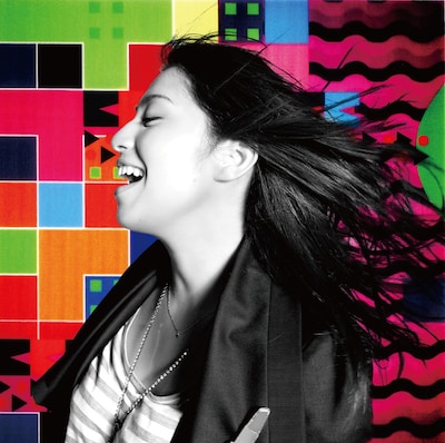 バラエティに富んだ収録内容となった、福原美穂のニューシングル「なんで泣きたくなっちゃうんだろう」（写真は初回限定盤ジャケット）。