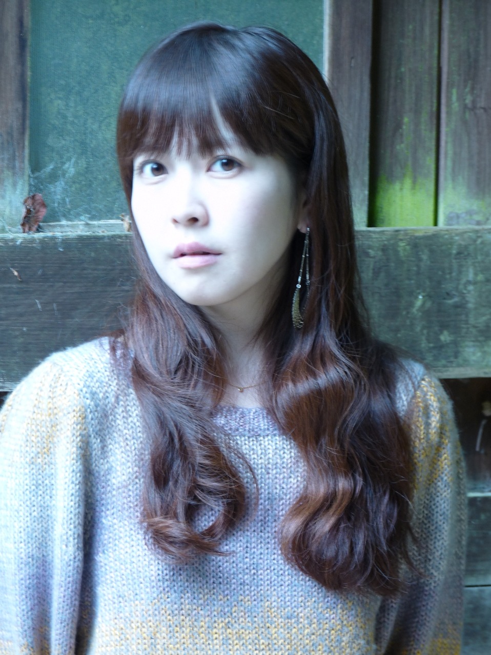 「誰が作った歌でも、私が歌う、と思って作ったら、自分の子供みたいにかわいく思える」とコメントしている湯川潮音。愛情の込められたカバーは多くのリスナーを魅了することだろう。