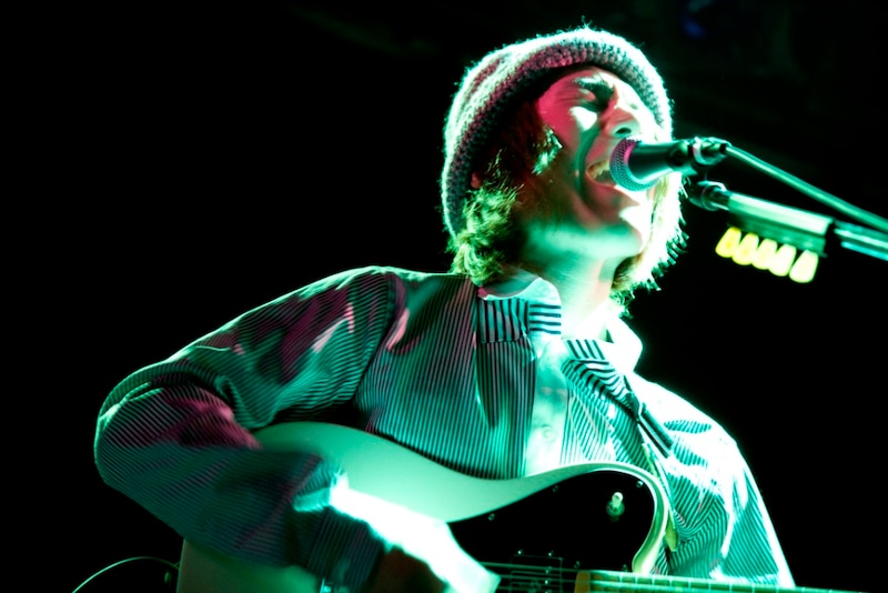 清竜人は昨日のライブで大勢の観客を前に緊張した様子を見せつつも、渾身のパフォーマンスを披露。約500人のオーディエンスにその歌声を届けた。