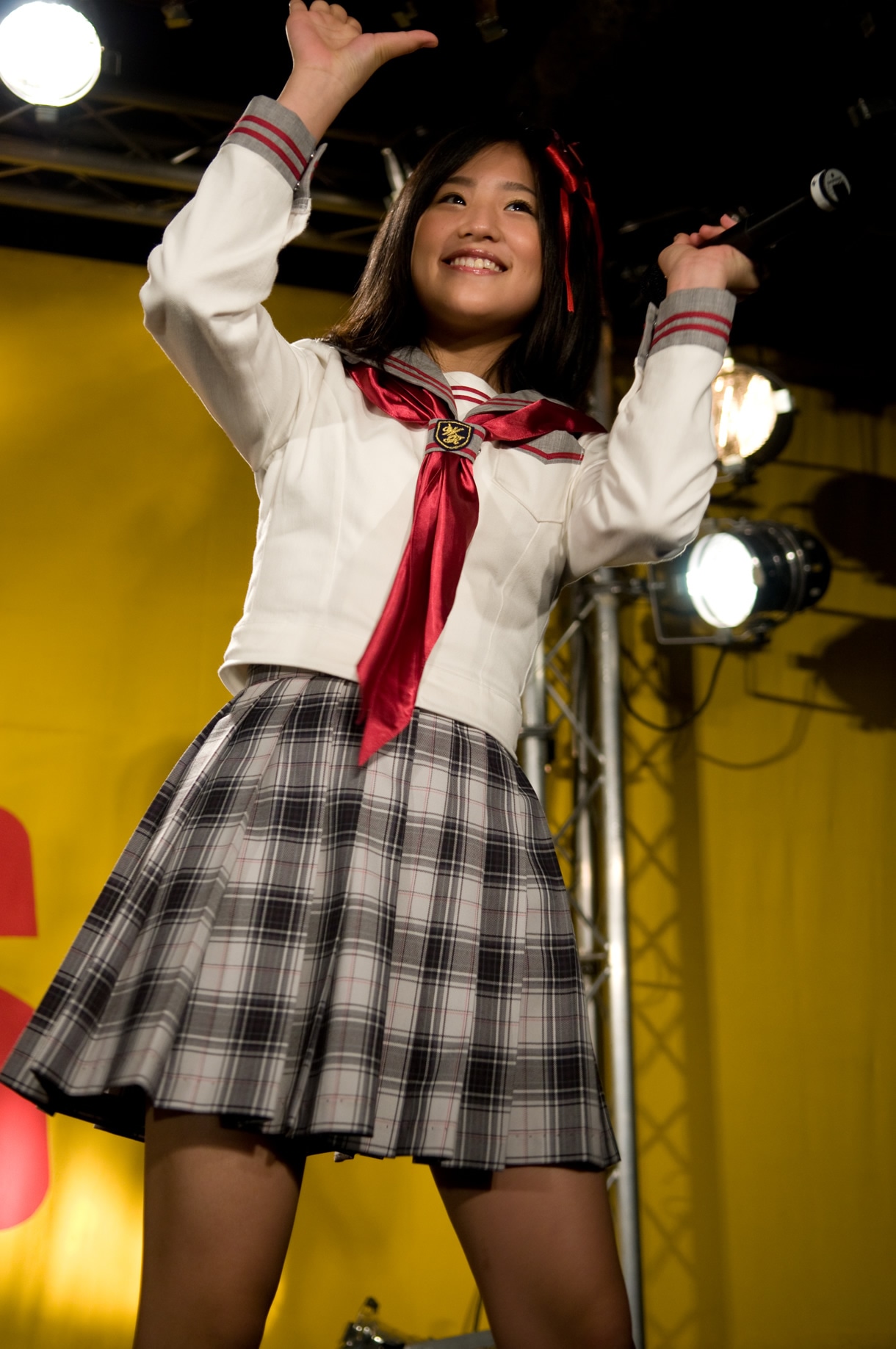 仲川遥香 - 渡り廊下走り隊「完璧ぐ～のね」発売前日に番外編イベント