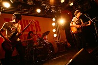 andymoriは10曲を披露。列伝ツアー本番ではここにBAWDIES、avengersが加わる。