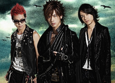 SHIBUYA BOXXは、BREAKERZがデビューライブを行った記念すべき場所。キャパシティは約280人と小さいライブハウスのため、熾烈なチケット争奪戦が予想される。