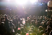 陛下のお出ましの前にはそれぞれが提灯に点灯。