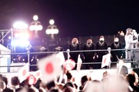 14人の渾身のステージに、会場に集まった3万人から大きな拍手が沸いた。