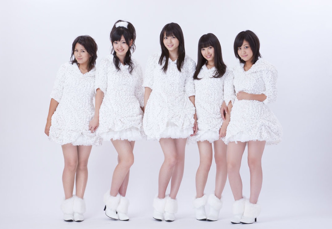 11月18日に発売されたベストアルバム「℃-uteなんです！ 全シングル集めちゃいましたっ！(1)」が話題となっている℃-ute。