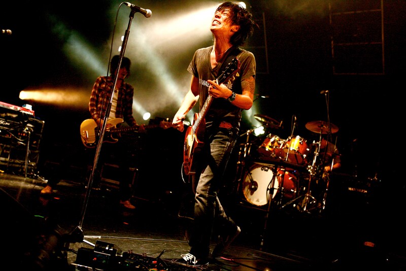 この日リリースされた1st EP「Insomnia」が、オリコンデイリーチャート初登場2位の好成績を記録したthe HIATUS。