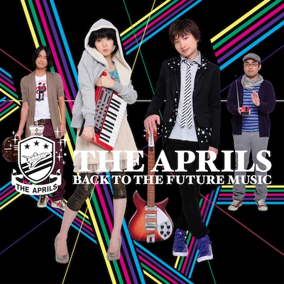 今年の元旦に映像担当のナカマノリヒサ（写真左端）が加わり4人組となったエイプリルズ。4月1日には一時的に52人にまで増えたが、現在は4人体制に落ち着いている。