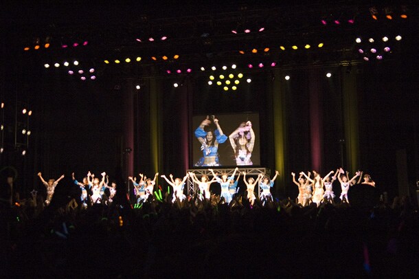 本日の公演では、2010年2月28日にはエッグメンバーから選抜10名による「ノリメンライブ」が山野ホールにて開催されることも発表。