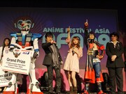 11月21～22日（現地時間）の2日間にわたって開催された「AFA'09」。2日目には日本から福山芳樹、May'nがゲスト参加を果たした。