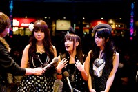 イベント後にはマスコミ向けの囲み取材も実施。