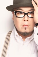 FPM田中知之は昨年末の最新アルバム「FPM」リリース時にナタリーPower Pushに登場し「空想リミックス企画」に挑戦してくれた。ちなみに今回「UNIQLO CALENDAR」のテーマに起用された「ボレロ」はこのインタビューの前後に制作されたもので、インタビュー文中では「ボレロ」にまつわる話題も。