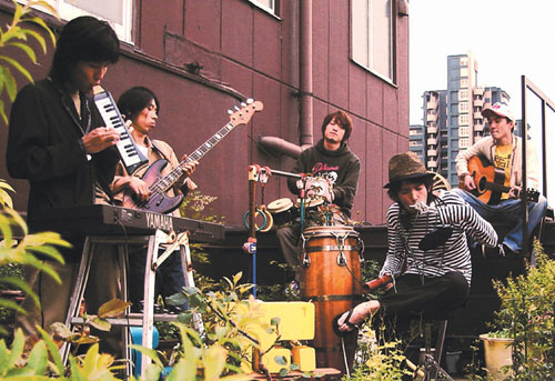 THE MICETEETHは今年4月に解散。約9カ月を経ての限定再結成となった。